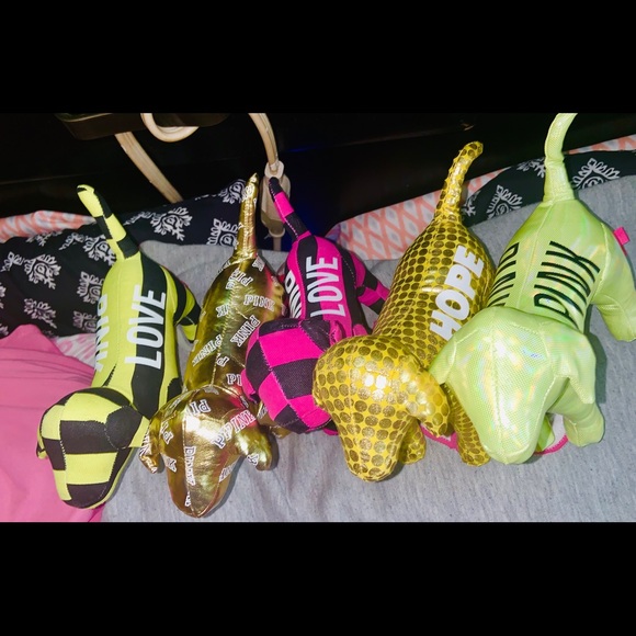 5pc bundle of Victoria’s Secret PINK Stuffed Dogs! - Picture 4 of 4